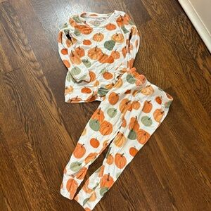 angel dear pumpkin pajamas 12-18 bamboo